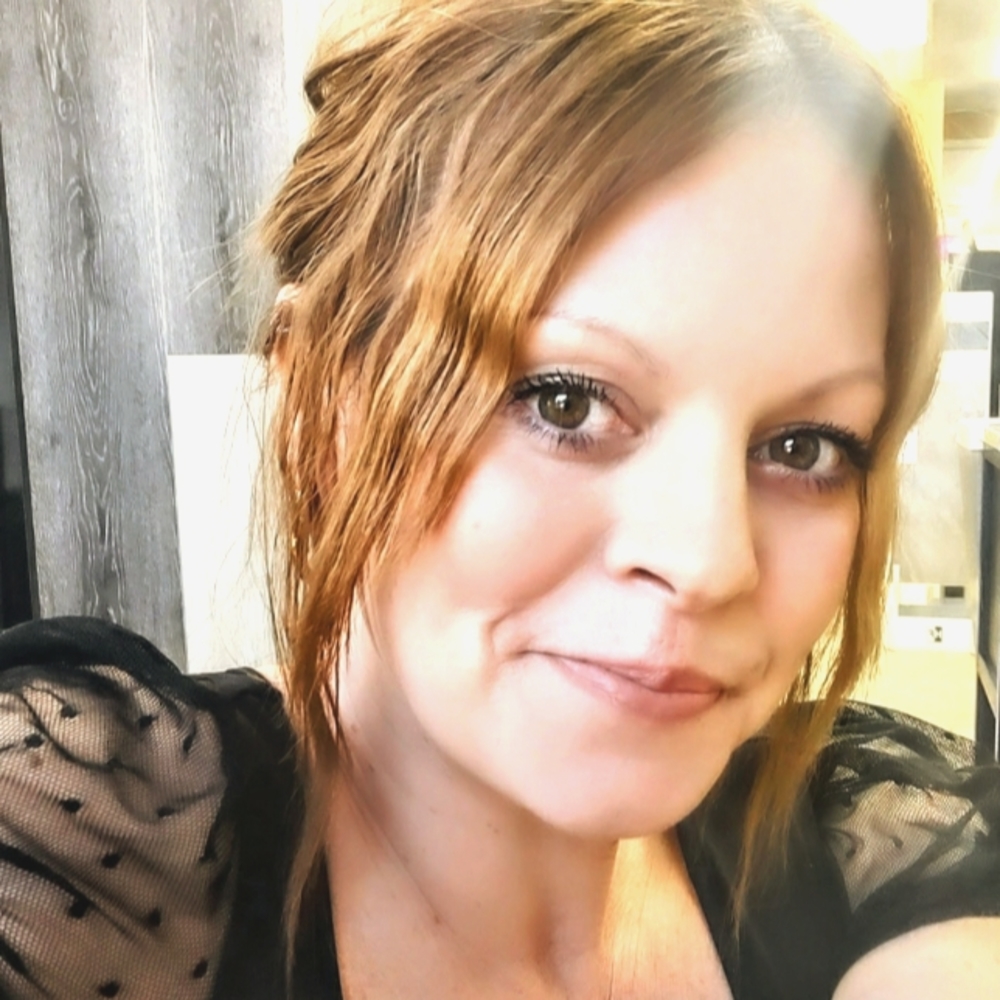 Meet your Posher, Christine